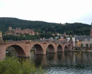 Karl-Theodor-Bridge