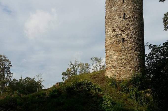 Waldenburg Castle Ruins - © doatrip.de