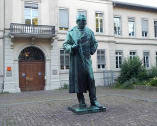 Robert Wilhelm Bunsen Denkmal