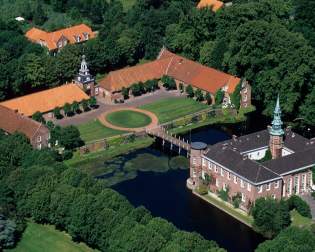 Lütetsburg Palace