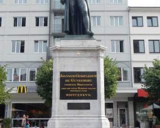 Gutenberg Monument