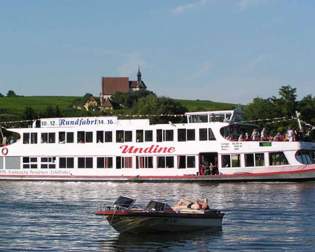 Boat tour of the Franconian wine region