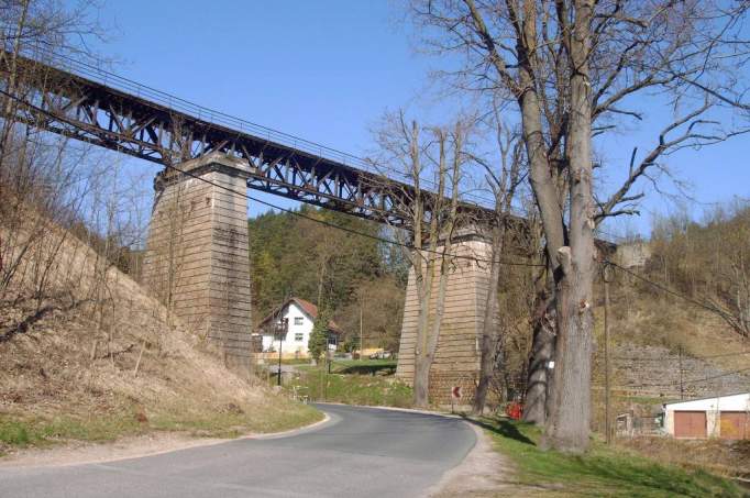 Technical Monument Railway Bridge - © Tourismus Agentur Geratal / Klaus Fischer