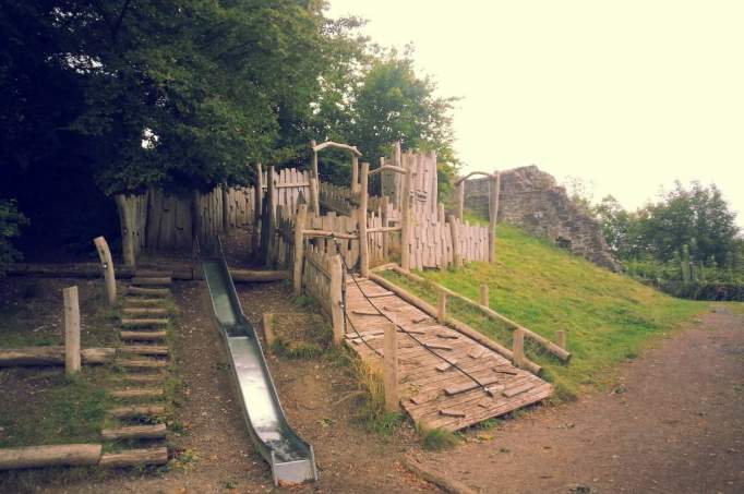 Playground Castle Hill - © doatrip.de