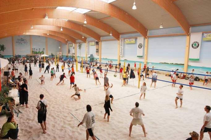 Indoor BeachCenter Berlin - © BeachMitte GmbH