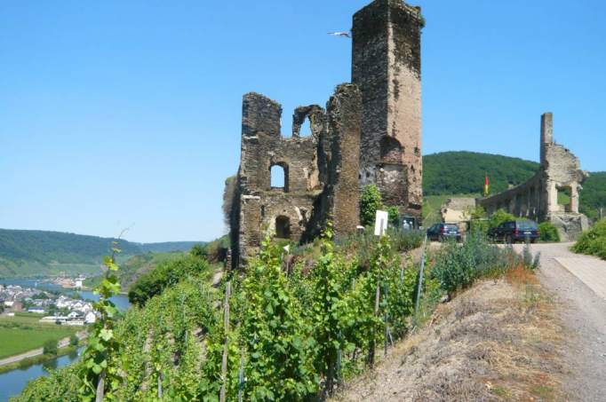 Metternich Castle Ruins - © doatrip.de