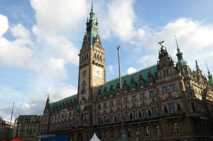 Hamburg Townhall - © doatrip.de
