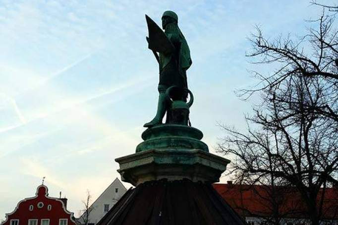 Emperor-Ludwig-Fountain - © doatrip.de