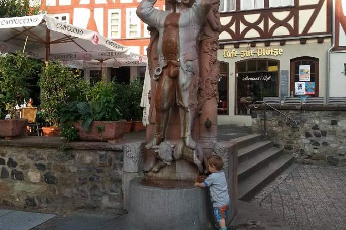 Drunkard Fountain - © doatrip.de