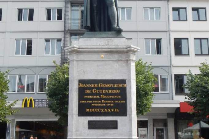 Gutenberg Monument - © doatrip.de