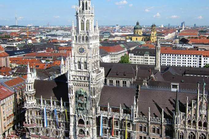 Neues Rathaus München - © pixabay.com / designerpoint