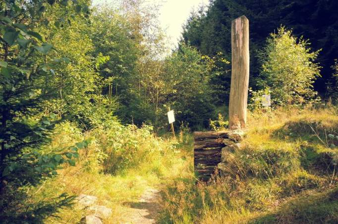 Bruchhauser Stones Ring Wall - © doatrip.de