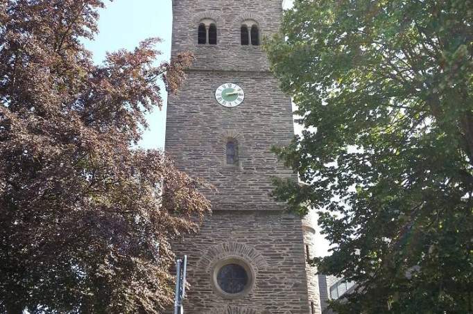 Pfarrkirche St.-Johannes-Evangelist - © doatrip.de