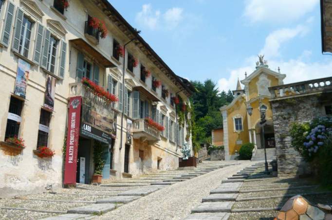 Ausflugsziel Palazzo Penotti Ubertini in Orta San Giulio DOATRIP.de