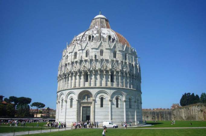 Baptistry - © Stefano Chiasera