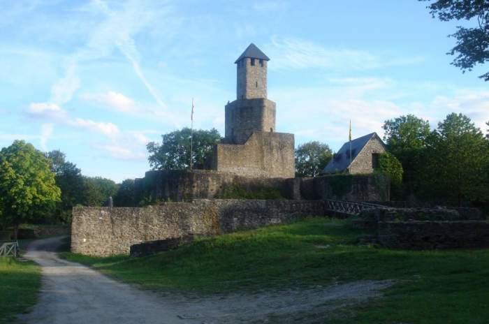 Grimburg - © Föderverein Burg Grimburg e.V.